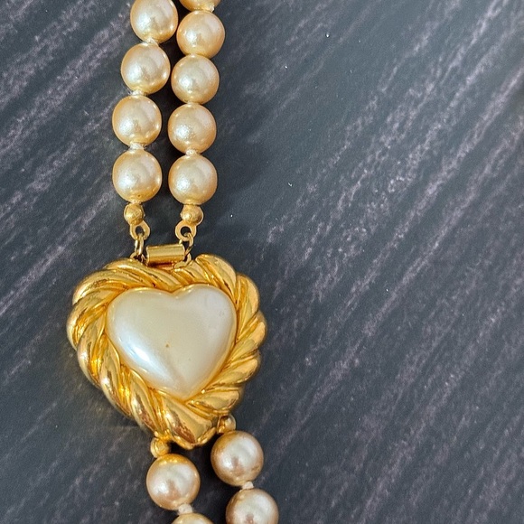 Joan Rivers Pearl Double Strand Long Necklace with Heart Clasp Vintage 90s - Picture 3 of 5